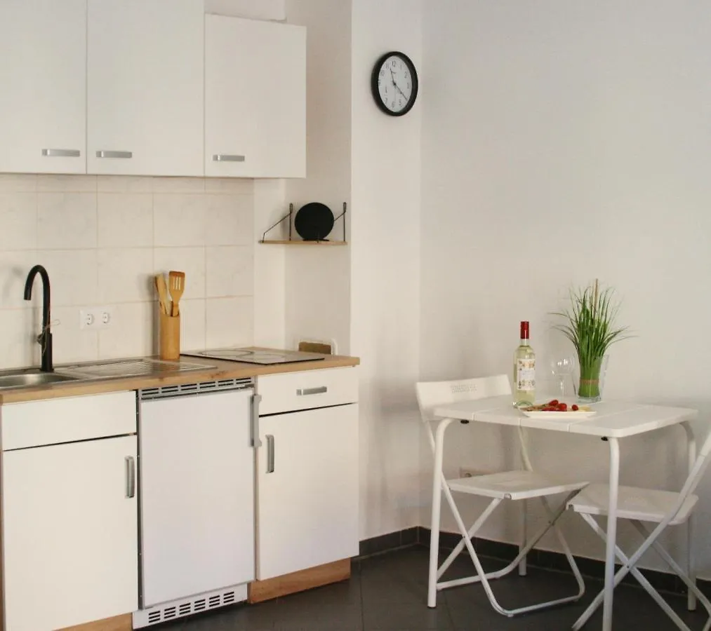 American Ease Apartments - Hahnbach, Vilseck, Weiden 0*, Hahnbach Germany